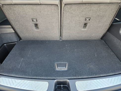 New 2026 Cadillac Vistiq Sport image 28