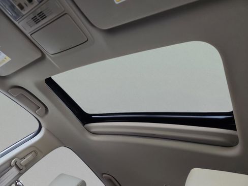 Used 2017 Honda CR-V EX image 32