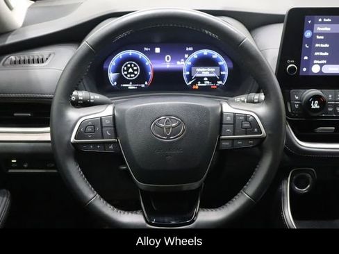 Used 2024 Toyota Grand Highlander Limited image 23