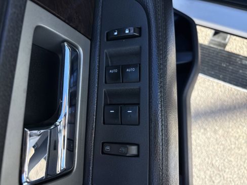 Used 2013 Ford F150 Platinum image 11