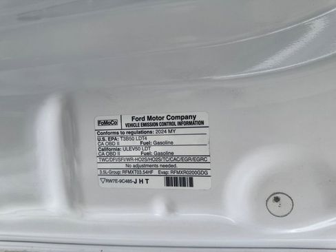 Used 2024 Ford Expedition Limited image 32