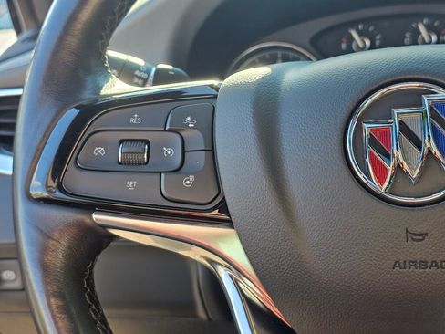 Used 2023 Buick Enclave Essence image 29