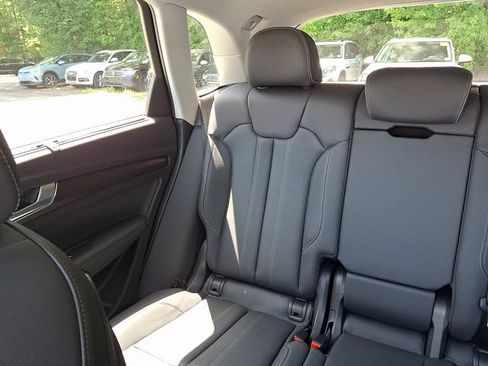Used 2023 Audi Q5 2.0T Prestige w/ Prestige Package AWD/4WD image 19