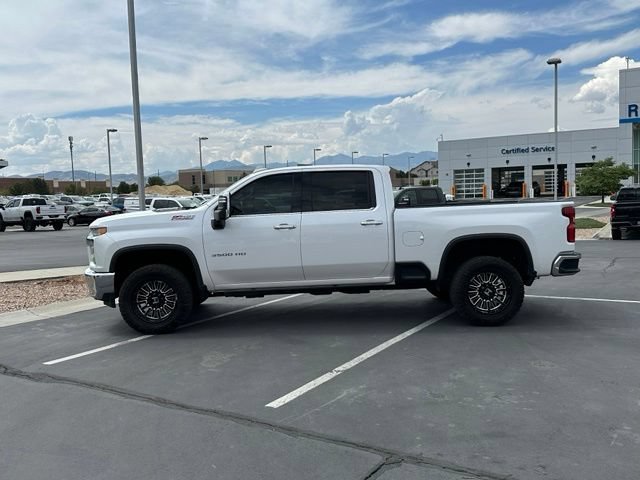 Used 2022 Chevrolet Silverado 3500 LTZ w/ LTZ Plus Package AWD/4WD image 3