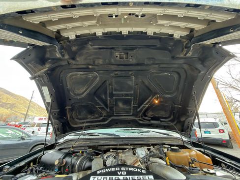 Used 2008 Ford F250 King Ranch image 3