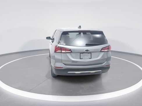 Used 2024 Chevrolet Equinox LT w/ LPO, Floor Liner Package FWD image 6