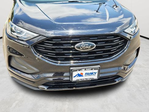 Used 2023 Ford Edge SE w/ Black Appearance Package AWD/4WD image 9
