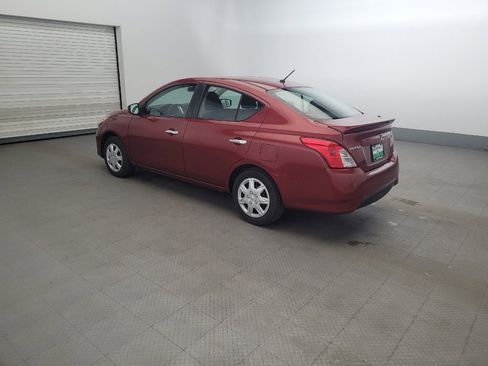 Used 2019 Nissan Versa SV FWD image 3