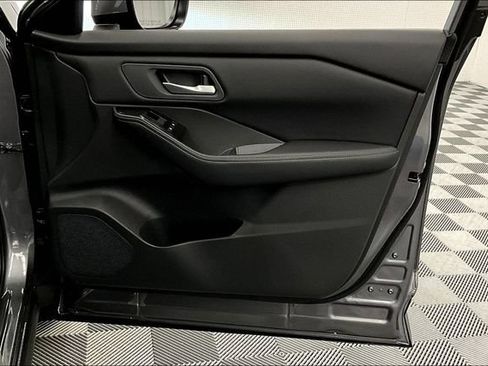 New 2026 Nissan Rogue SV w/ Cold Weather Package AWD/4WD image 35