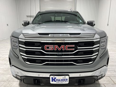 New 2026 GMC Sierra 1500 SLT image 30