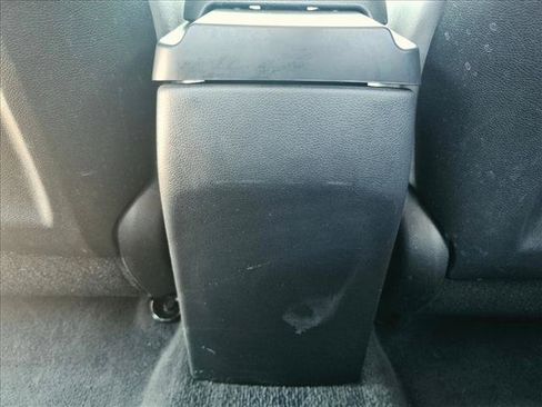 Used 2013 Hyundai Elantra FWD image 22