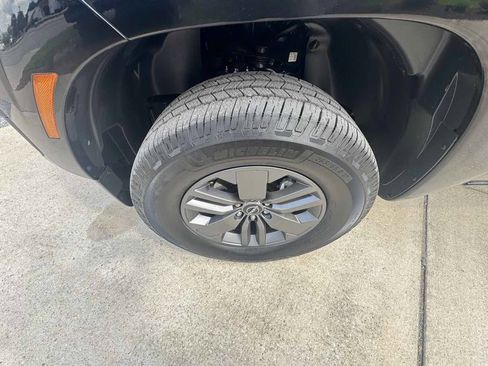 Used 2026 Nissan Frontier SV w/ All-Weather Content Package AWD/4WD image 30