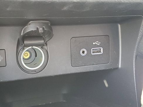 Certified 2025 Nissan Versa SV w/ Trunk Package FWD image 25