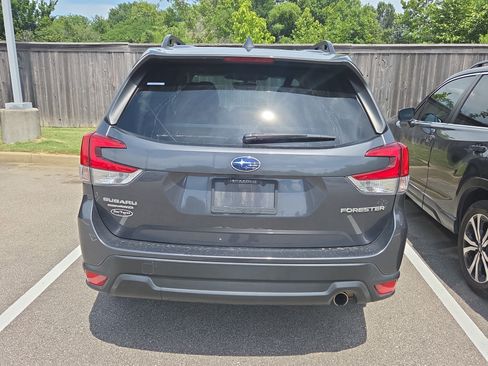Used 2023 Subaru Forester Limited AWD/4WD image 7