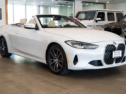 Used 2022 BMW 430i xDrive Convertible w/ Convenience Package AWD/4WD image 8