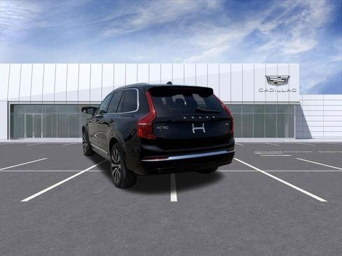 Used 2024 Volvo XC90 B6 Plus AWD/4WD image 11