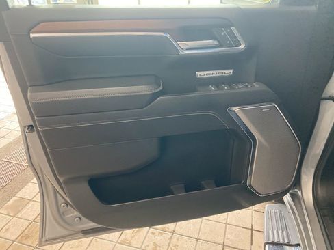 Certified 2024 GMC Sierra 1500 Denali image 10