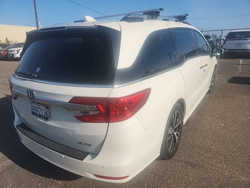 Used 2018 Honda Odyssey Elite image 13
