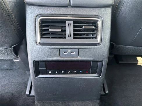 Used 2025 MAZDA CX-90 3.3 Turbo w/ Preferred Package AWD/4WD image 15