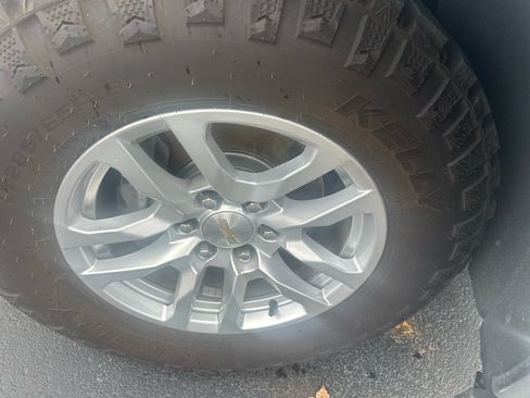 Used 2020 Chevrolet Silverado 1500 LT w/ All-Star Edition image 51