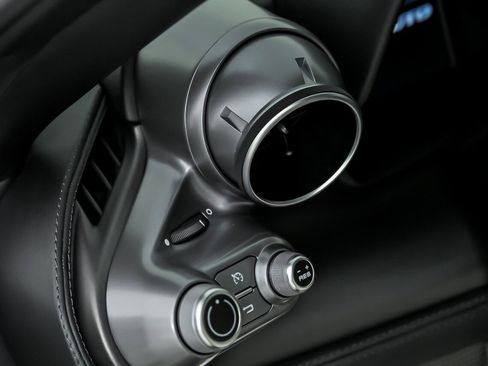 Used 2020 Ferrari F8 Tributo RWD image 26