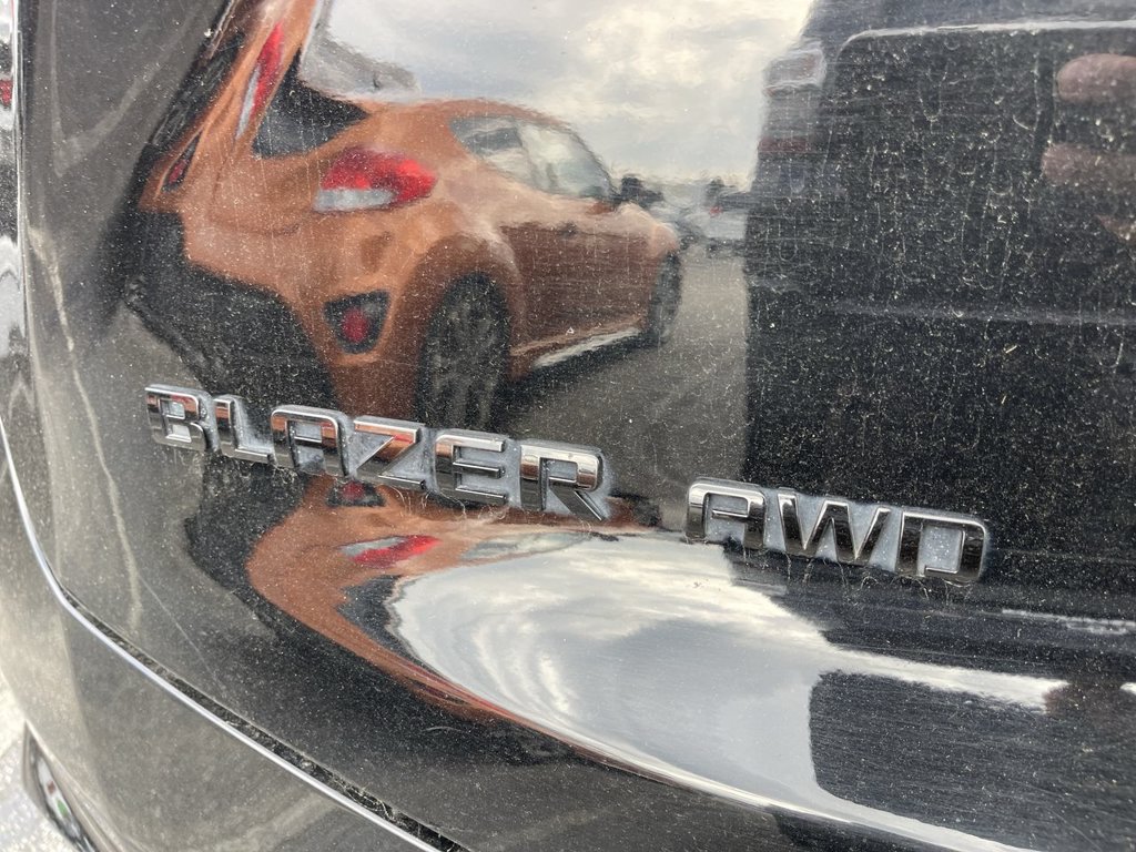 Used 2022 Chevrolet Blazer RS w/ Enhanced Convenience Package AWD/4WD image 7