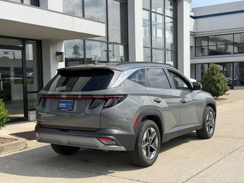 Certified 2025 Hyundai Tucson SEL FWD image 4