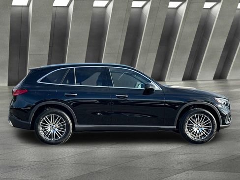 New 2026 Mercedes-Benz GLC 300 4MATIC image 3