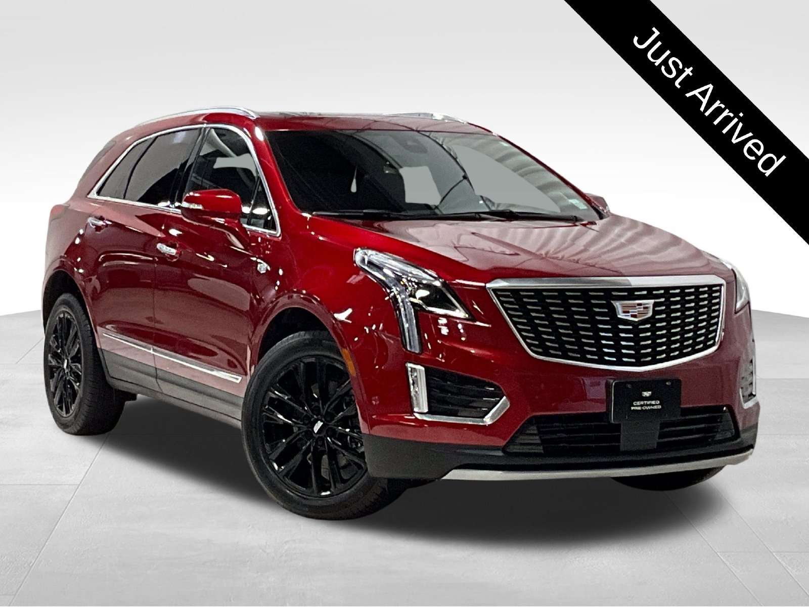 Used 2024 Cadillac XT5 Premium Luxury w/ Technology Package AWD/4WD image 1