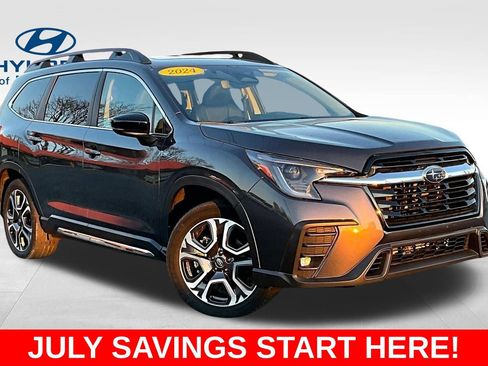 Used 2024 Subaru Ascent Limited w/ Technology Package AWD/4WD image 3