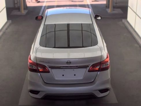 Used 2016 Nissan Sentra S FWD image 4