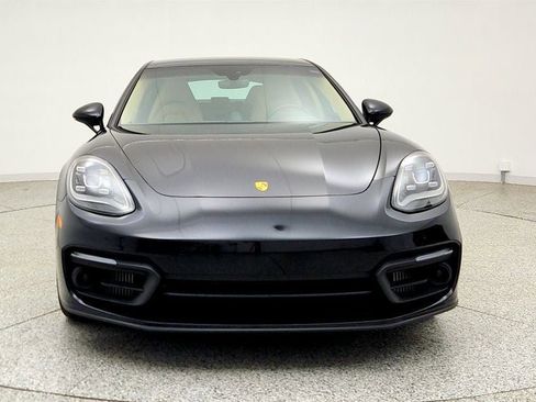 Used 2023 Porsche Panamera w/ Premium Package RWD image 2