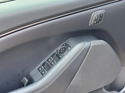 Used 2025 Ford Mustang Mach-E Select w/ Comfort Package Lite RWD image 18