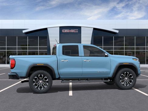 New 2026 GMC Canyon Denali image 5
