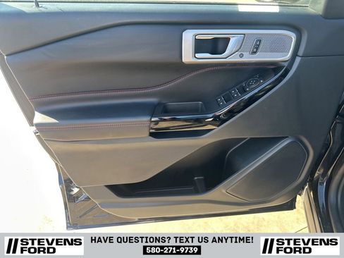 Used 2023 Ford Explorer ST-Line w/ Class IV Trailer Tow Package image 15