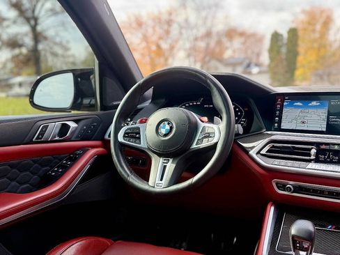 Used 2022 BMW X5 M w/ Competition Package 2 image 17