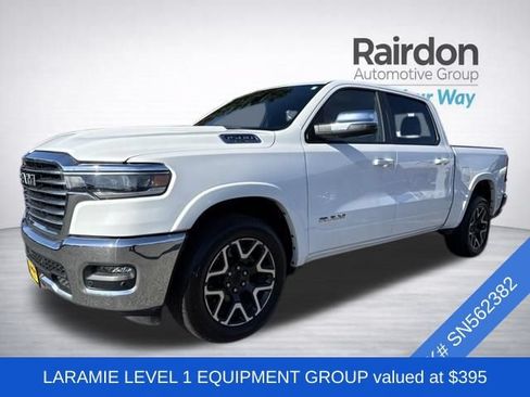 Used 2025 RAM 1500 Laramie AWD/4WD image 3