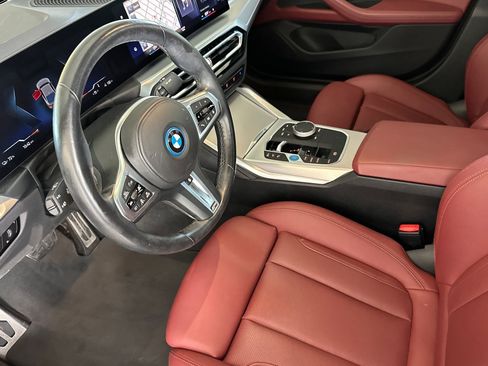 Used 2023 BMW i4 eDrive40 w/ M Sport Package RWD image 9