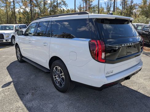 Certified 2025 Ford Expedition Max Active image 7