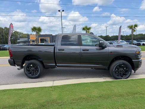 New 2026 RAM 2500 Big Horn AWD/4WD image 3