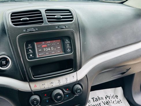 Used 2016 Dodge Journey SXT FWD image 15