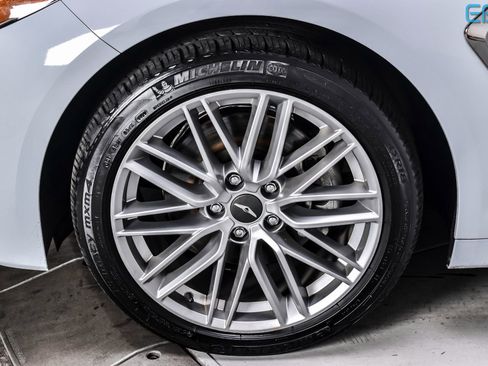 Used 2021 Genesis G70 2.0T image 10