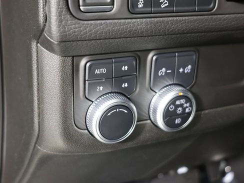 Used 2021 GMC Yukon Denali w/ Denali Premium Package AWD/4WD image 19