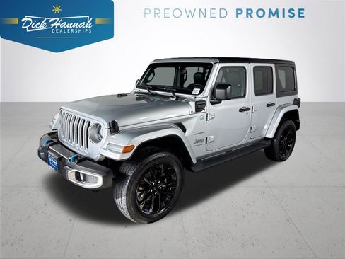 Used 2023 Jeep Wrangler Unlimited Sahara w/ Cold Weather Group AWD/4WD image 1