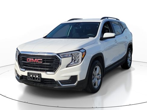 Used 2022 GMC Terrain SLE FWD image 3