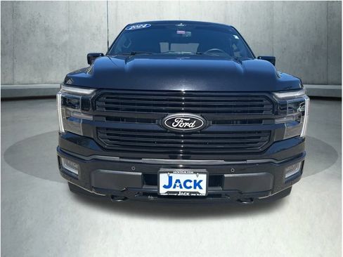 Used 2024 Ford F150 Platinum image 10