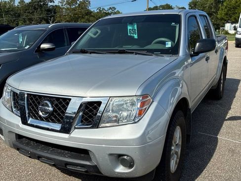 Used 2019 Nissan Frontier SV AWD/4WD image 1