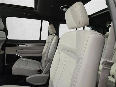 New 2026 Jeep Grand Wagoneer 2WD image 16