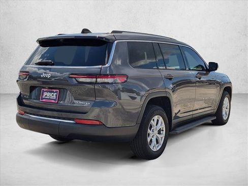 Used 2023 Jeep Grand Cherokee L Limited w/ Luxury Tech Group II AWD/4WD image 5
