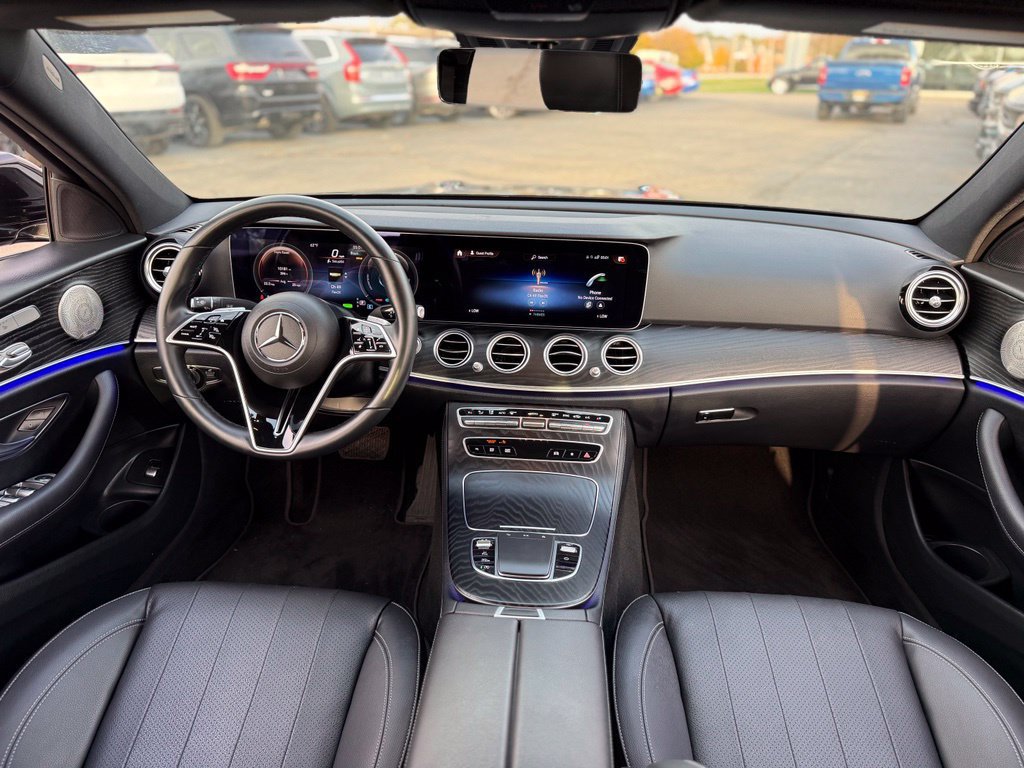 Used 2023 Mercedes-Benz E 450 4MATIC Sedan image 3